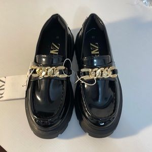 Zara kids Black and gold shoes size 12 1/2 or 30